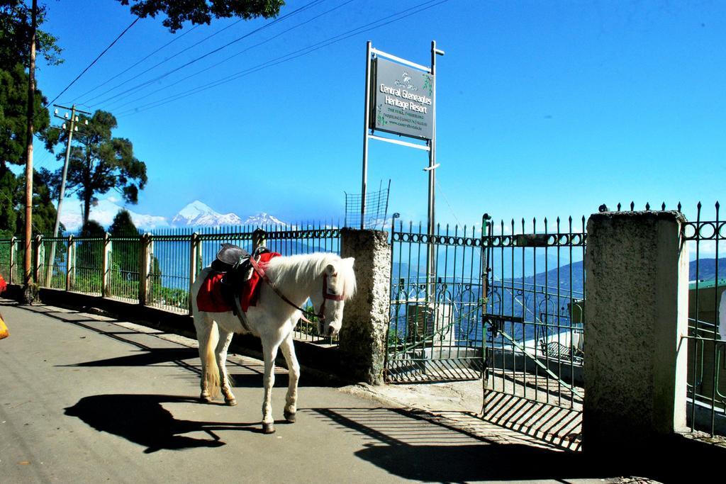 Central Gleneagles Heritage Resort: Former Tata Chairman's Bungalow Darjeeling  Exterior photo